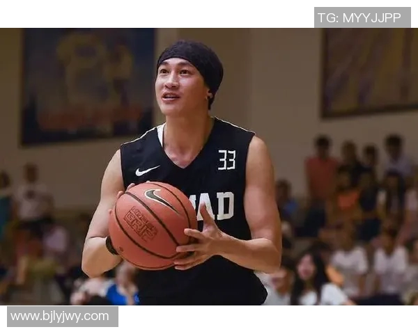篮球明星从小如何通过刻苦训练和科学方法提升球技的成长之路